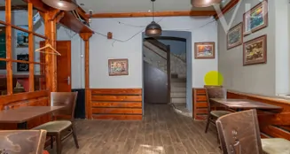 von_poll_real_estate_property_HU25439609_image_96