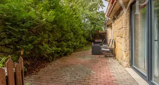 von_poll_real_estate_property_HU25439617_image_4