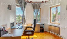 33786115_226795343_m