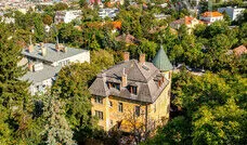 33786115_226795517_m