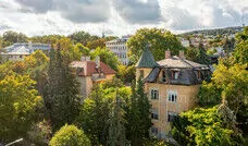 33786115_226795398_m