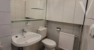 von_poll_real_estate_property_HU25439636_image_16