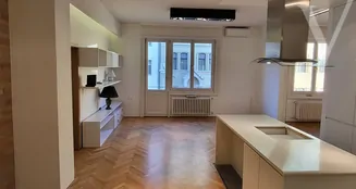 von_poll_real_estate_property_HU25439636_image_5