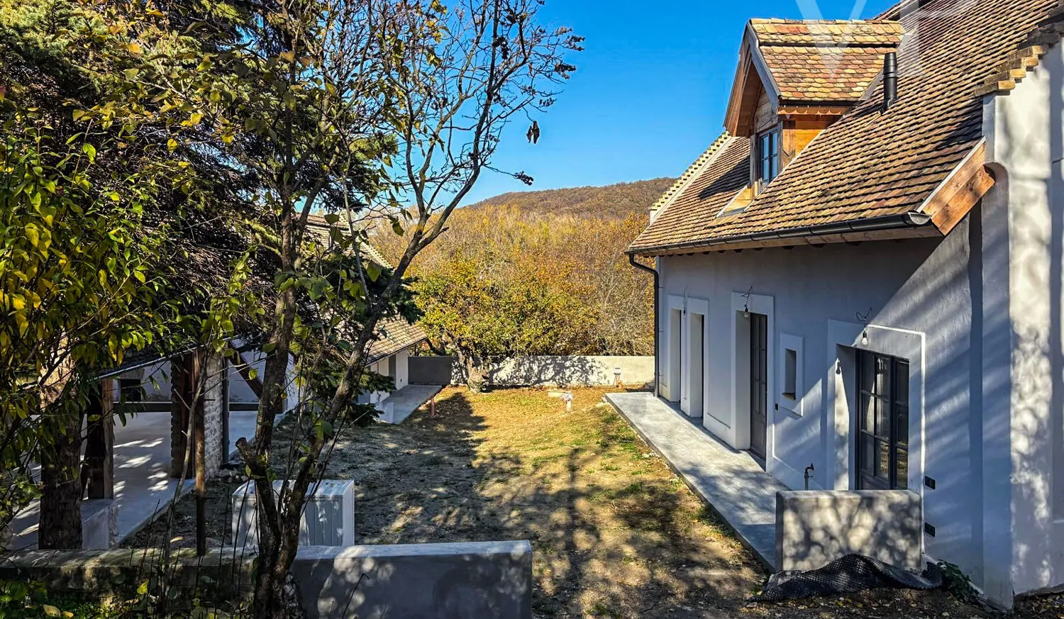 3BF92777-38CA-4EEA-AA03-89152B8CF78C