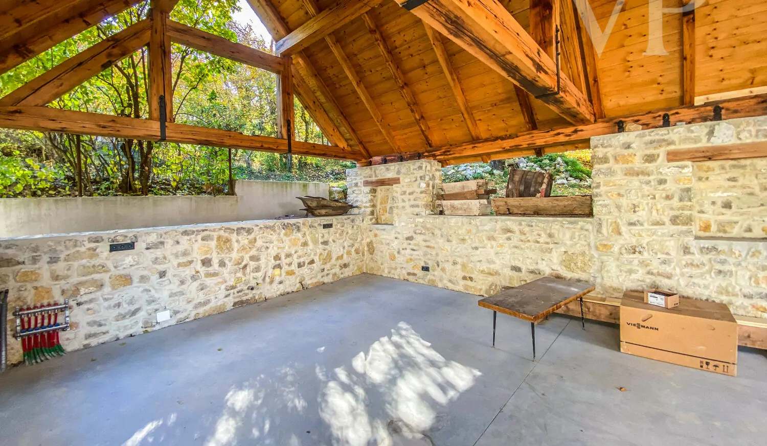 4778D771-88FA-4ACC-AEBF-56222E6F238A