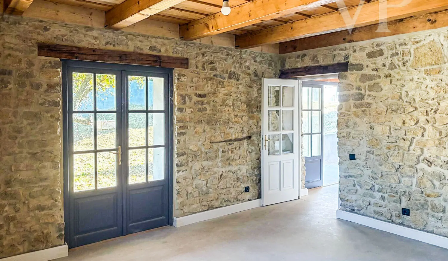 24369FC7-E578-423C-8038-8BFF392B5B14