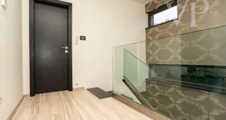 von_poll_real_estate_property_HU25439657_image_44