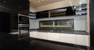 von_poll_real_estate_property_HU25439657_image_37