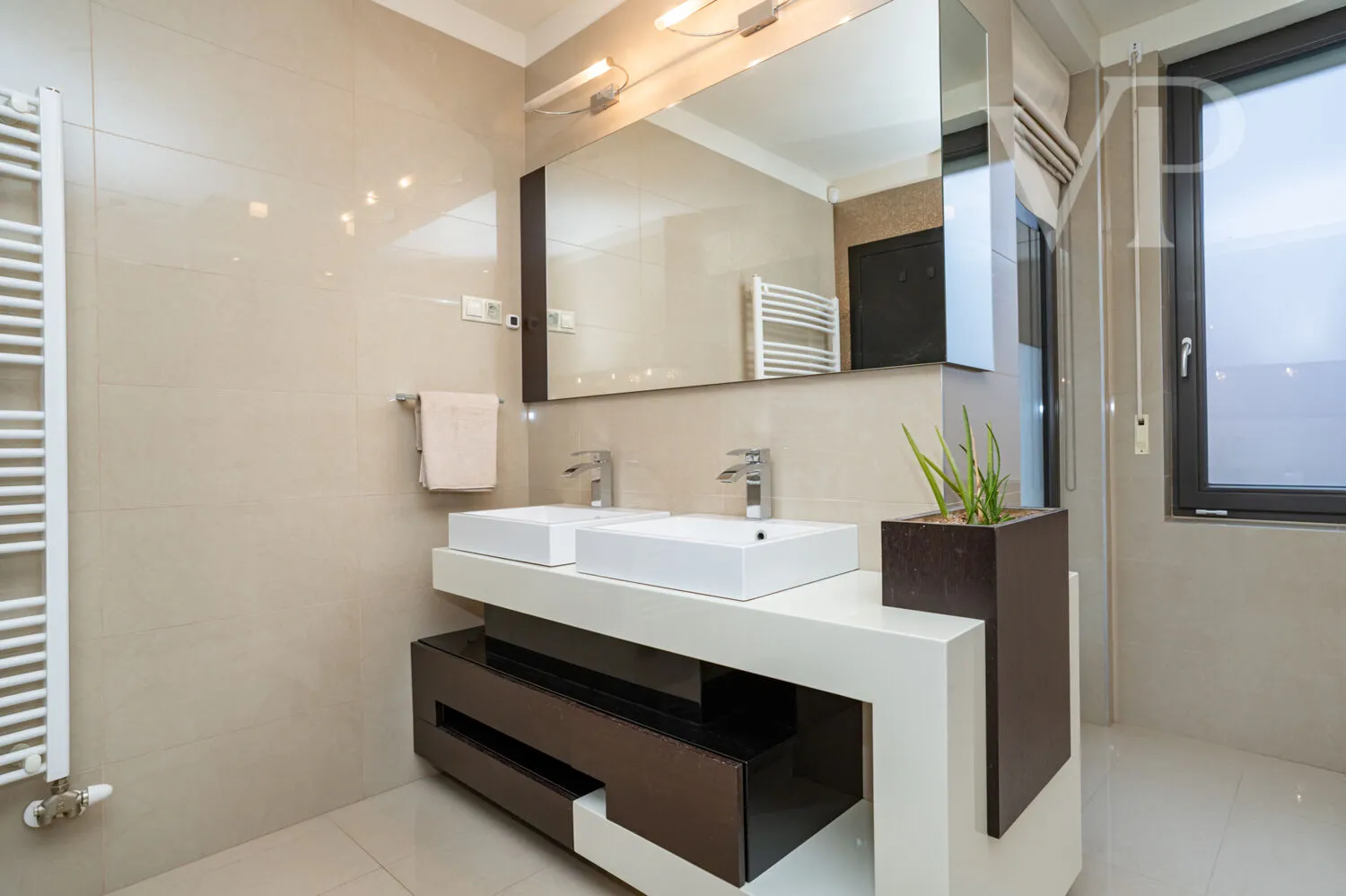 Gyerekszobák fürdőszobája 1