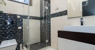 von_poll_real_estate_property_HU25439657_image_69