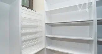 von_poll_real_estate_property_HU25439657_image_12