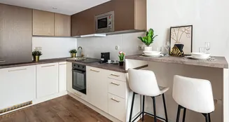 von_poll_real_estate_property_HU25439661_image_1