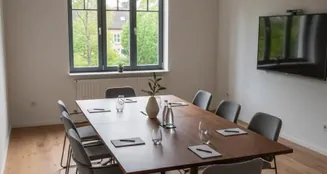 von_poll_real_estate_property_HU26439691_image_18