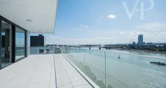 von_poll_real_estate_property_HU26439703_image_3