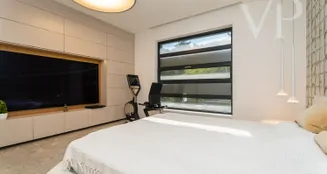 von_poll_real_estate_property_HU26439704_image_12