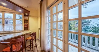 von_poll_real_estate_property_HU26439712_image_1