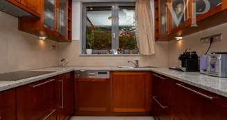 von_poll_real_estate_property_HU26439716_image_59