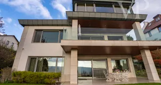 von_poll_real_estate_property_HU26439716_image_0