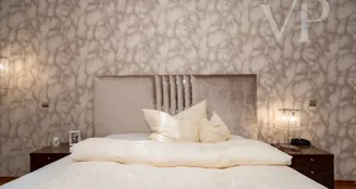 von_poll_real_estate_property_HU26439716_image_99