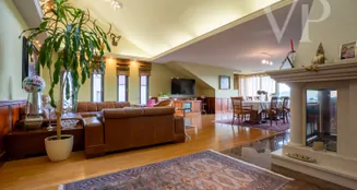 von_poll_real_estate_property_HU26439716_image_109