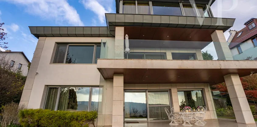 von Poll Immobilien GmbH