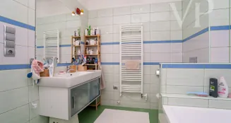 von_poll_real_estate_property_HU26439716_image_148