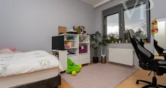 von_poll_real_estate_property_HU26439716_image_147