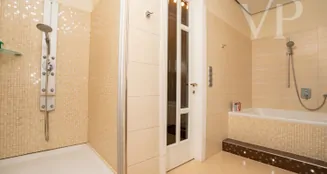 von_poll_real_estate_property_HU26439716_image_244