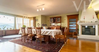 von_poll_real_estate_property_HU26439716_image_328