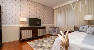 von_poll_real_estate_property_HU26439716_image_319