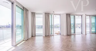 von_poll_real_estate_property_HU26439702_image_42