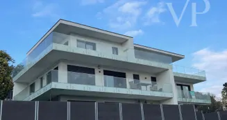 von_poll_real_estate_property_HU26439710_image_43