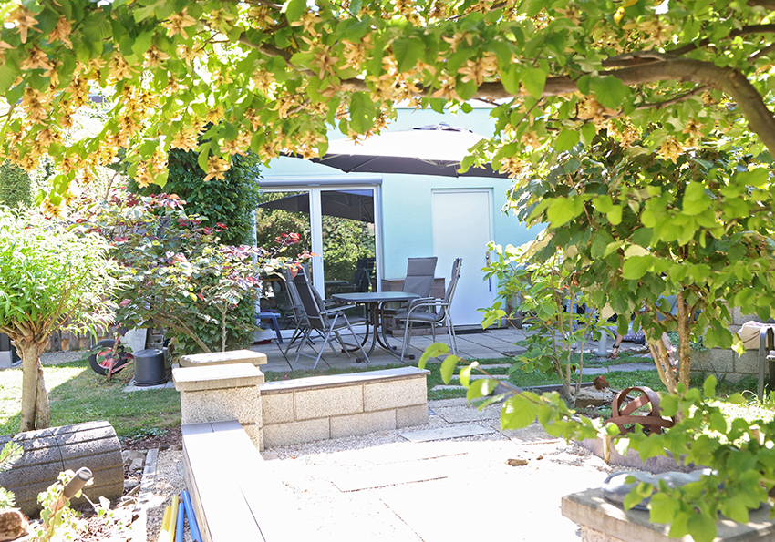 Großzügiger Bungalow mit Doppelgarage und herrlicher Aussicht ++ Energieeffizienz A+