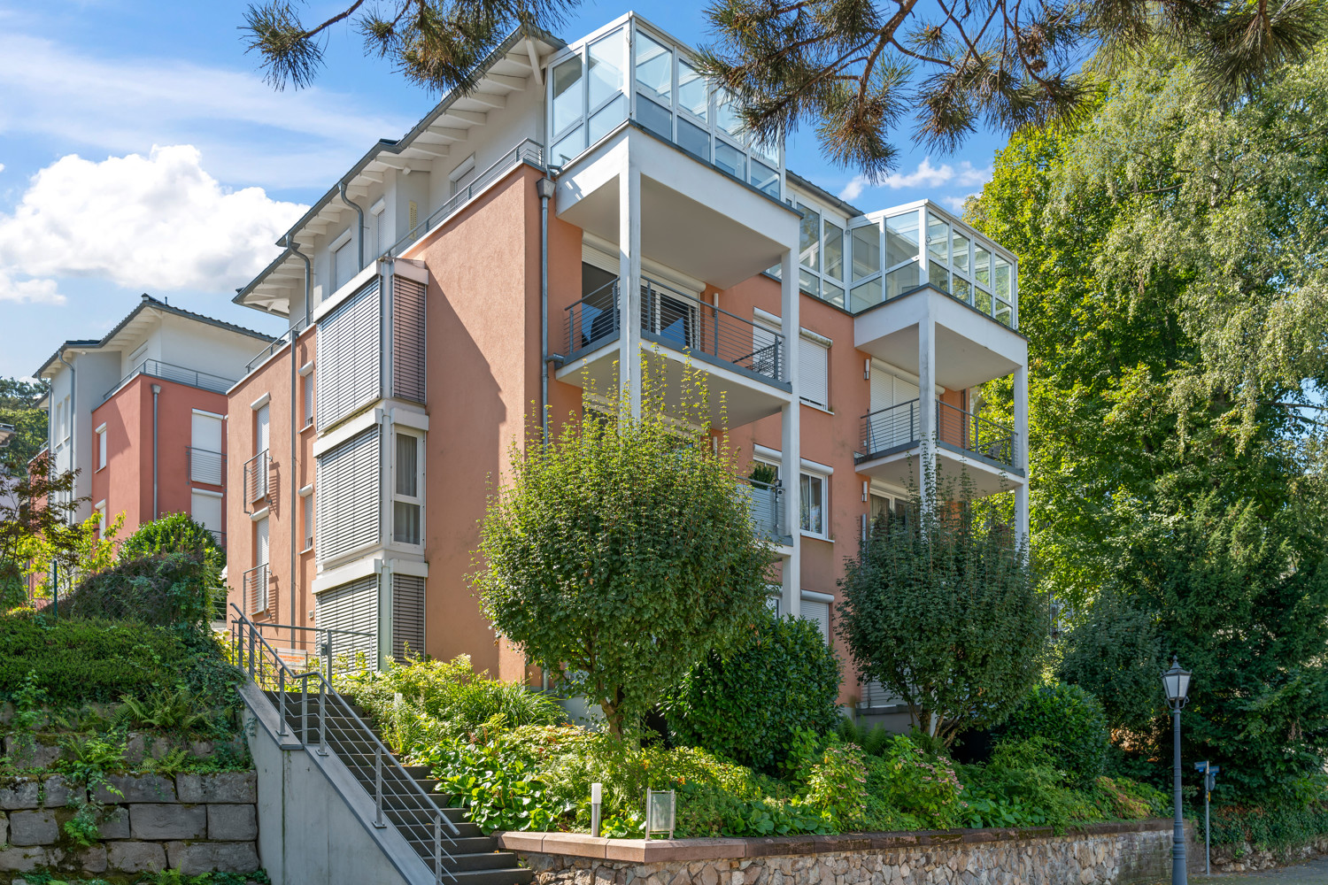 Leben auf der Belle Etage - Penthouse mit zwei TG Plätzen in Bestlage