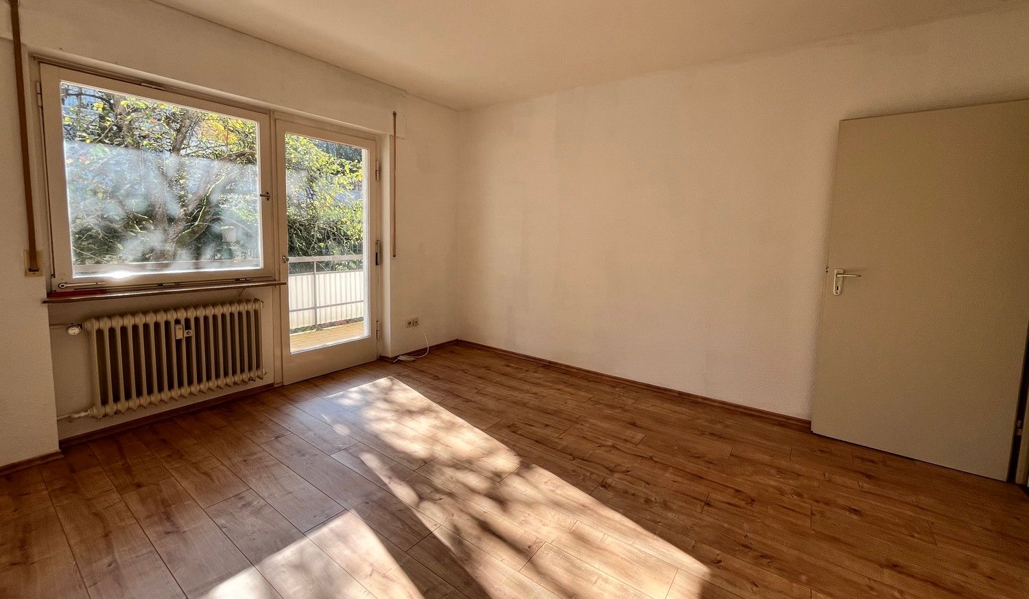 Herrliche Aussicht in Badenweiler! +++ 2-Zimmer ETW  +++ Stellplatz inklusive!