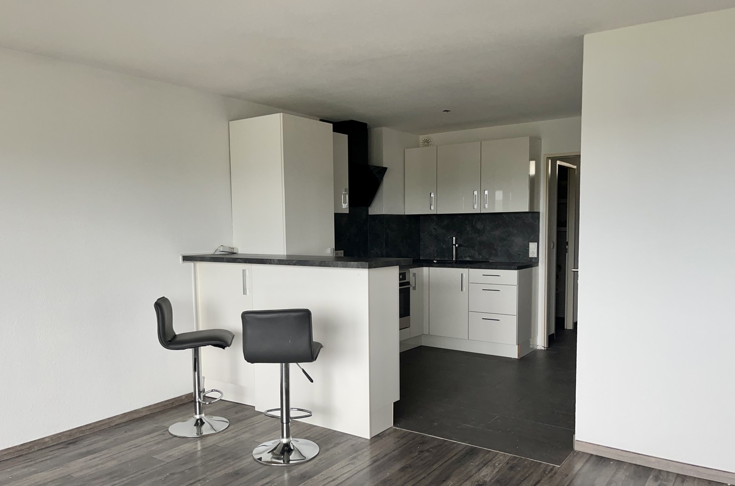 Geräumige 2-Zi. Etagenwohnung mit großem Balkon und herrlicher Aussicht