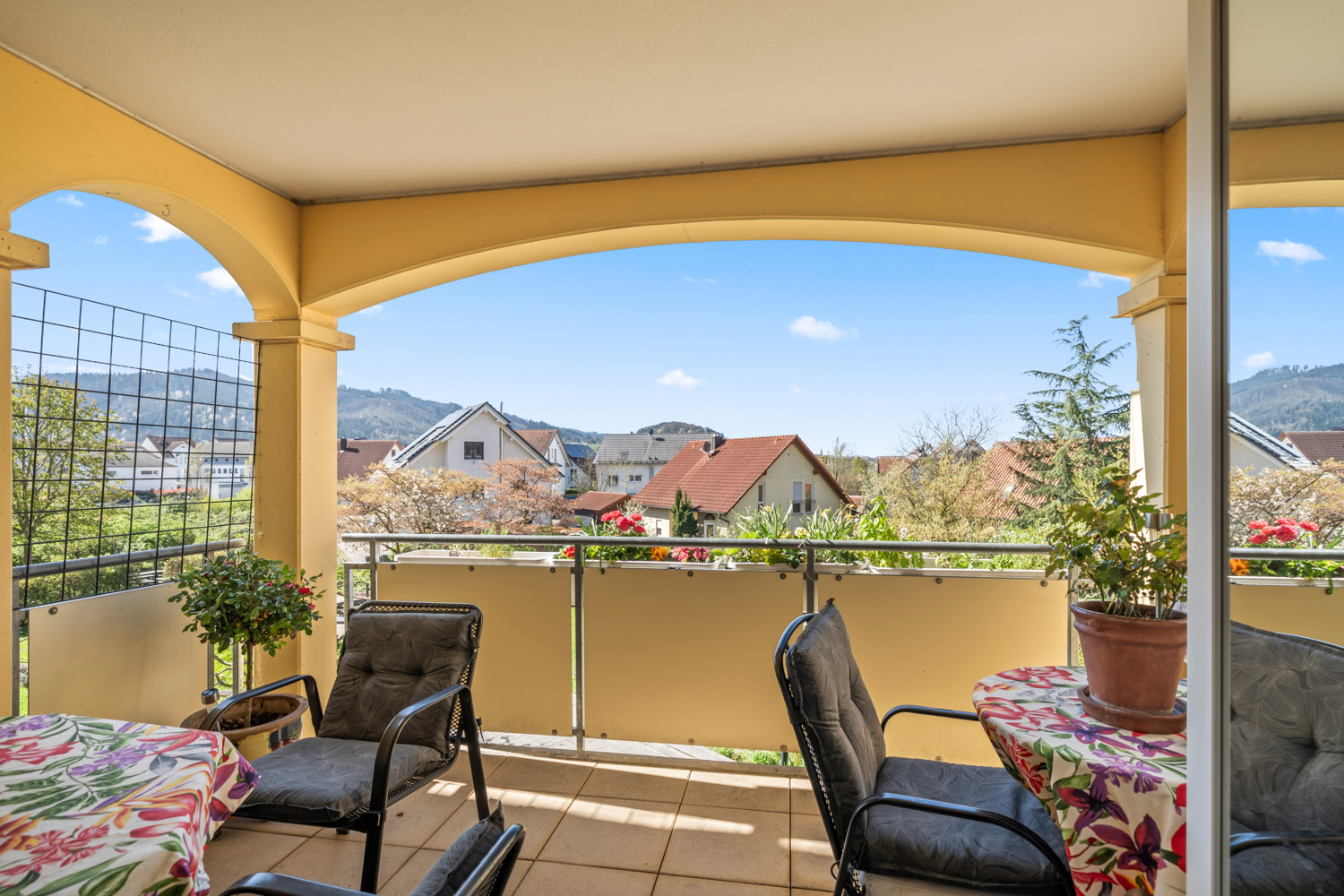 Wunderschöne Aussicht vom Balkon aus