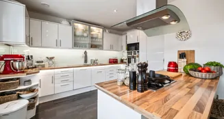 von_poll_real_estate_property_25429090_image_4