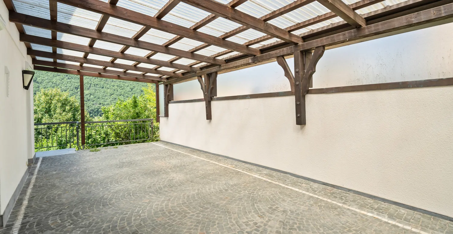 Überdachte Terrasse