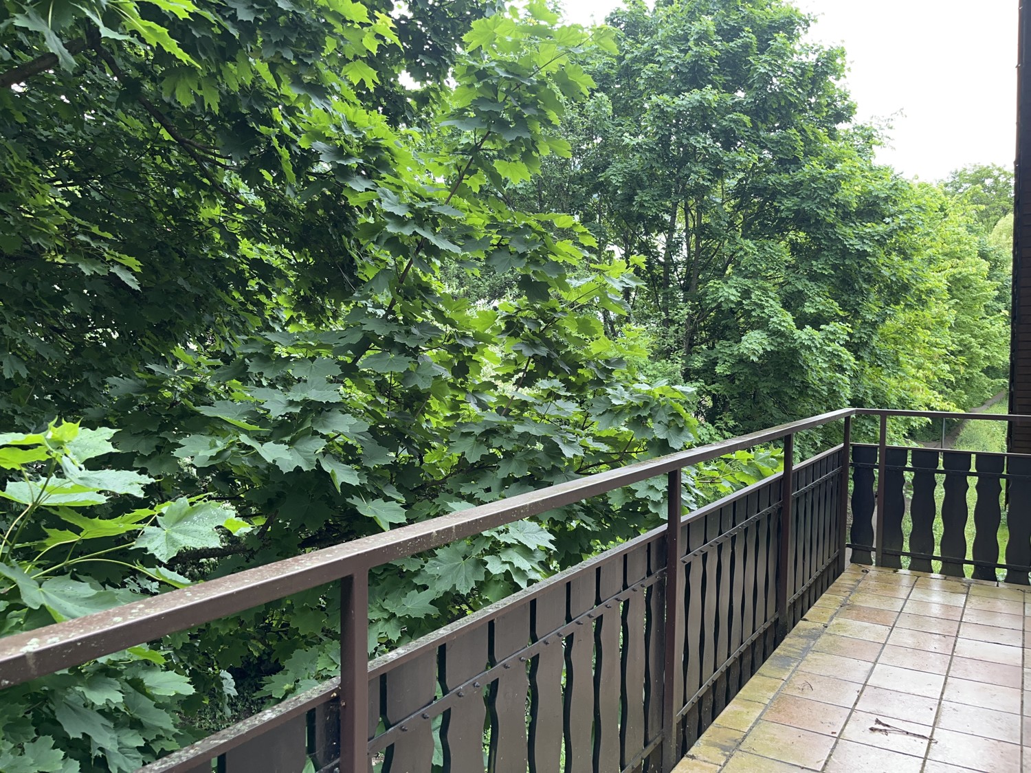 Balkon angrenzend ans Schlafzimmer