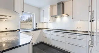 von_poll_real_estate_property_25429180_image_6