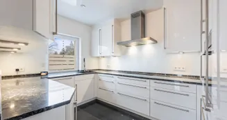 von_poll_real_estate_property_25429180_image_6