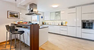 von_poll_real_estate_property_26429020_image_7