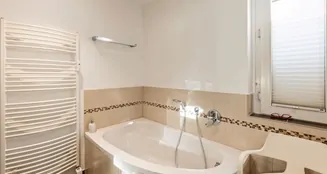 von_poll_real_estate_property_26429020_image_4