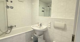 von_poll_real_estate_property_25001147_image_11