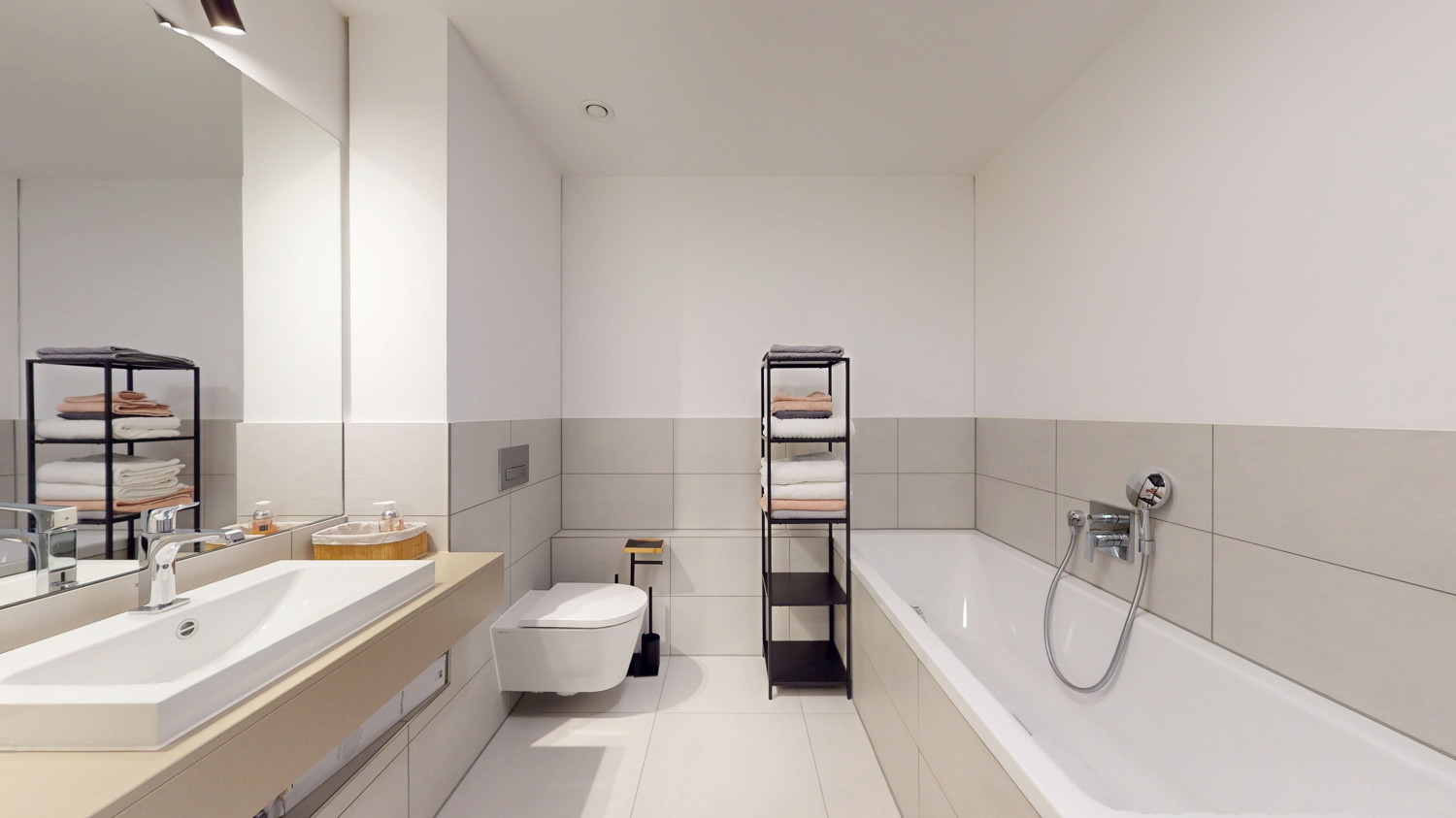 Badezimmer Ansicht I