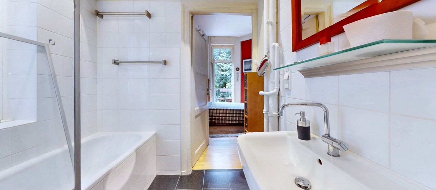 Badezimmer I