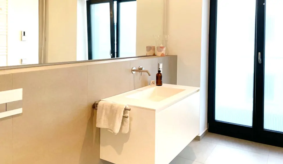 Badezimmer Ansicht II