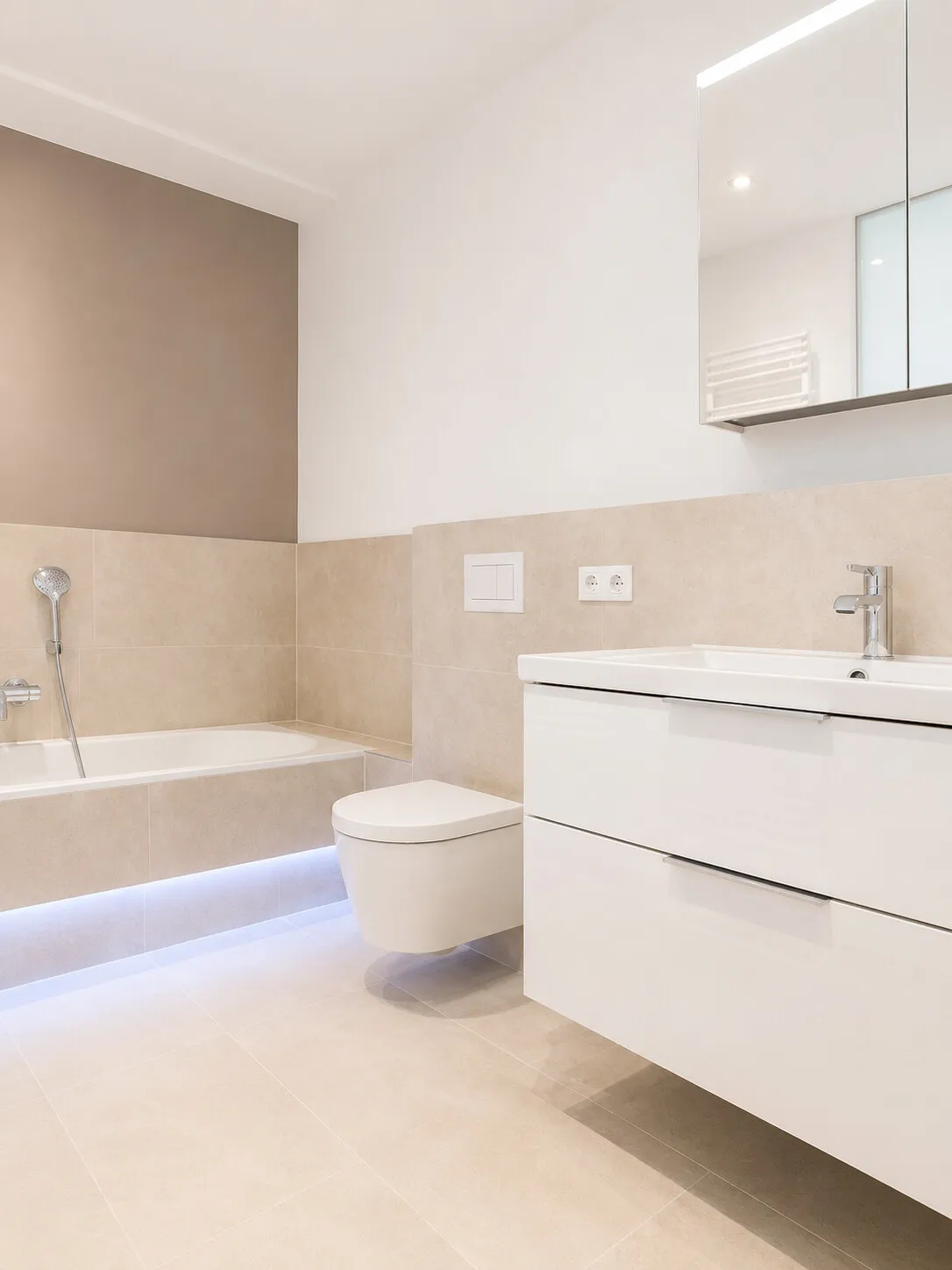 Badezimmer Ansicht I