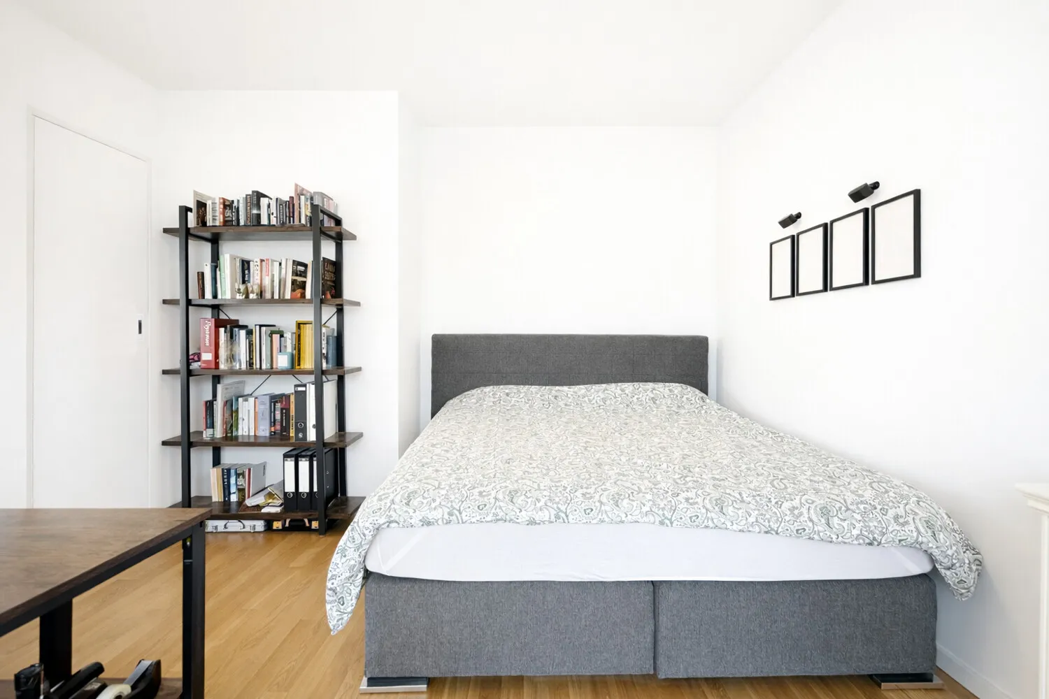 Zimmer I